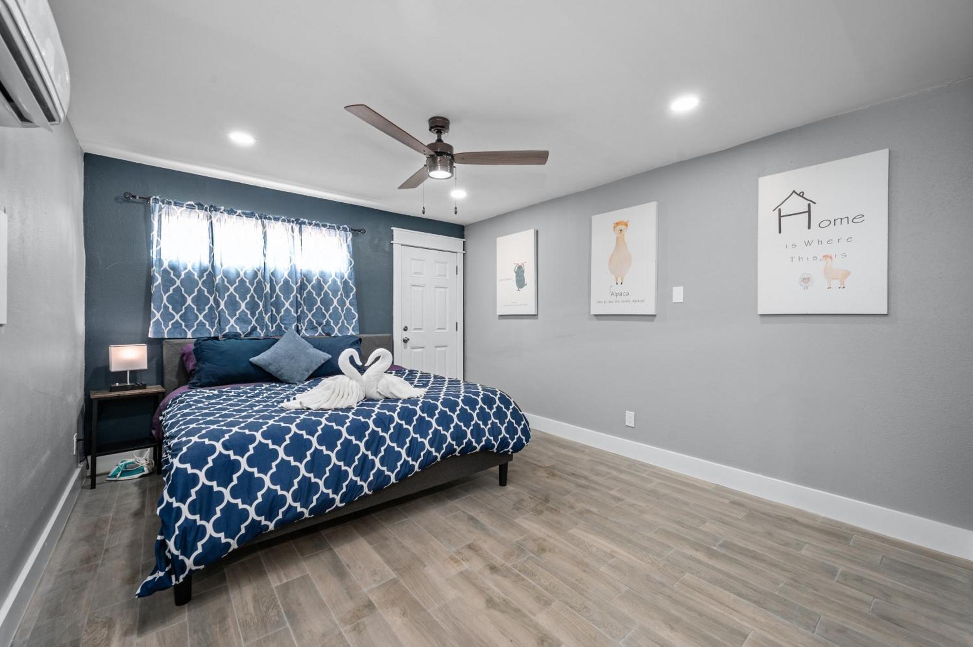 Comfortable 2Br Uptown Escape With Free Park Houston Zewnętrze zdjęcie