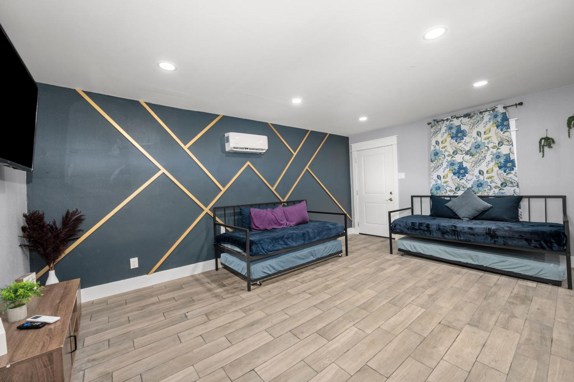 Comfortable 2Br Uptown Escape With Free Park Houston Zewnętrze zdjęcie