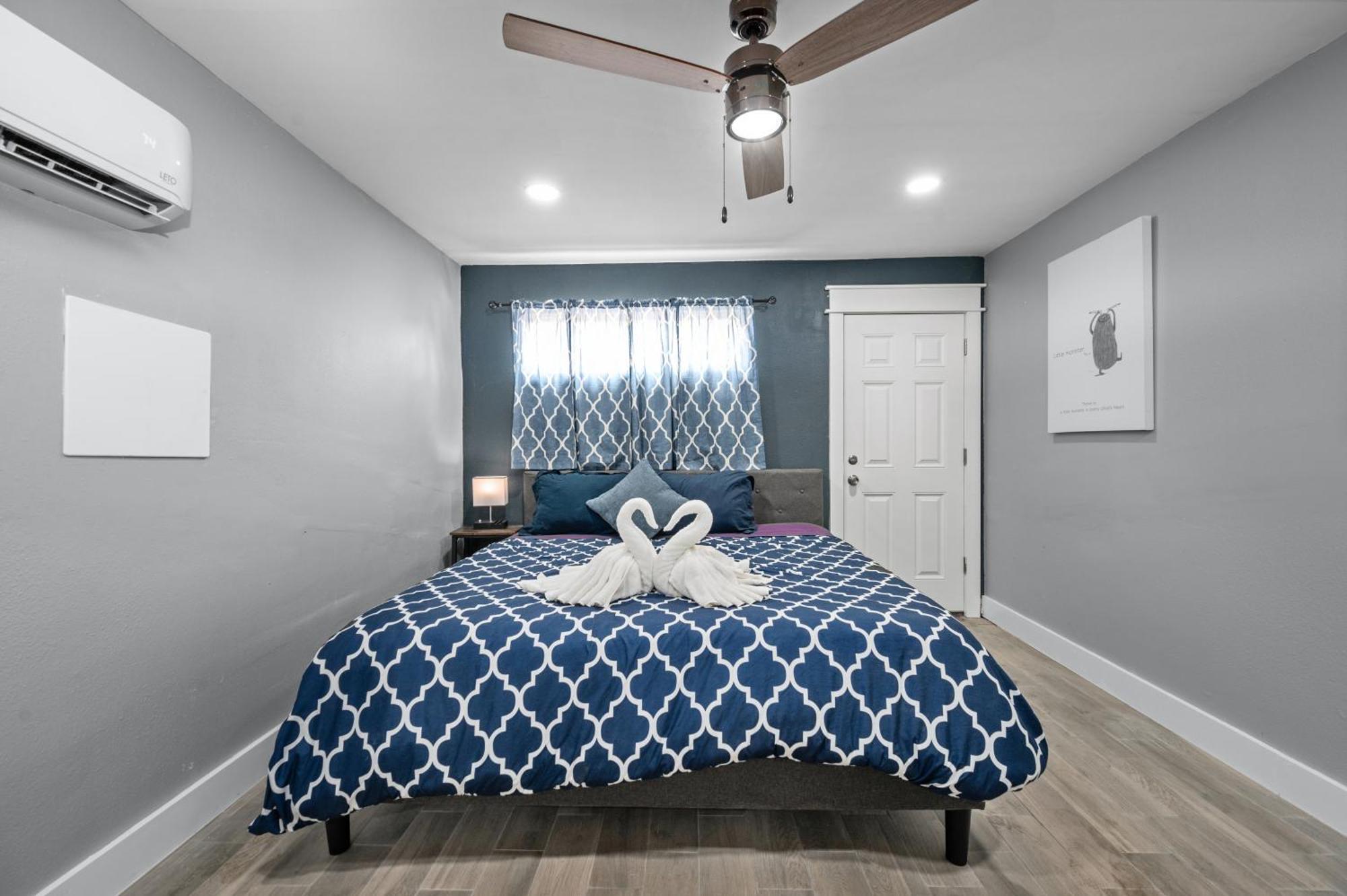 Comfortable 2Br Uptown Escape With Free Park Houston Zewnętrze zdjęcie